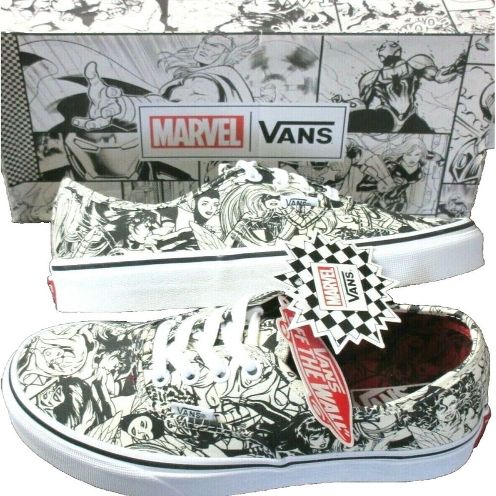 Vans x Marvel Authentic Women's canvas shoes Black White Multi Size 5.5 NIB - Picture 1 of 6